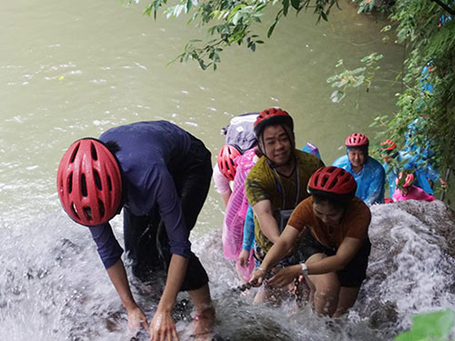 岳陽凱達(dá)科技開發(fā)有限責(zé)任公司,油加氫催化劑載體銷售,干膠粉生產(chǎn),吸附劑銷售